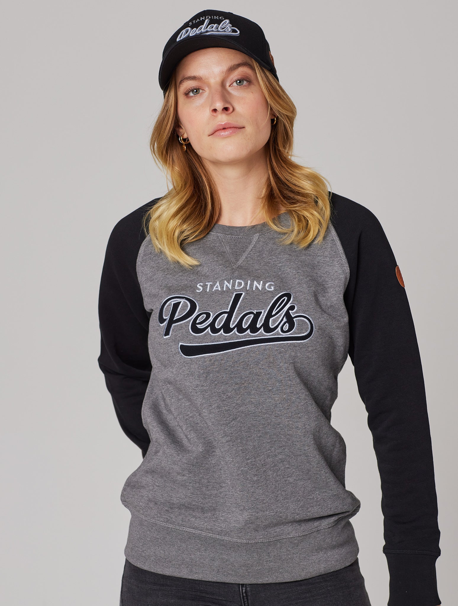 Premium Damen Raglan Sweater UNIVERSITY OF STANDING PEDALS